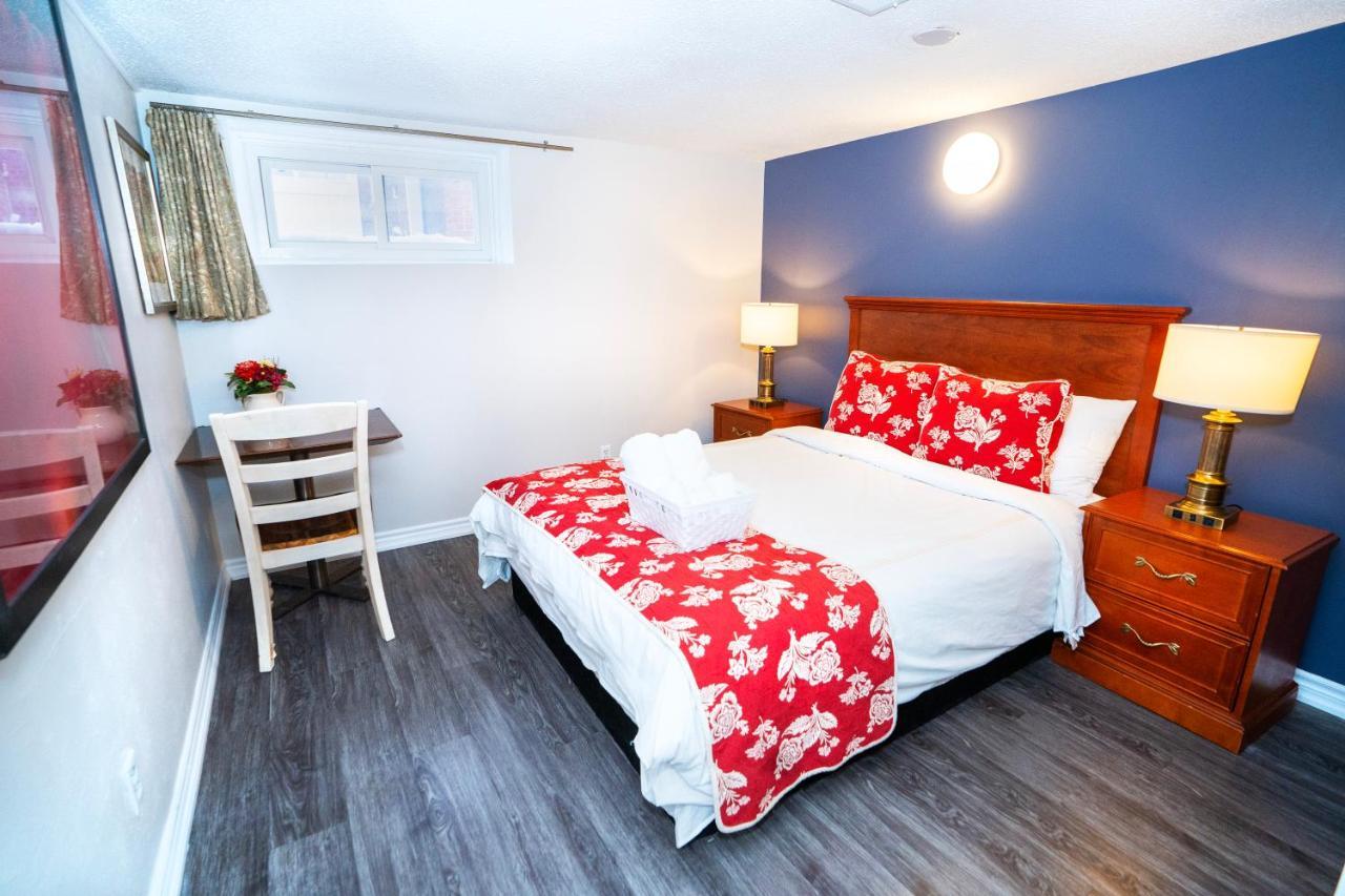 Cozy 3Br 2Bth Lower Unit, A Min To Hwy401, 404 & Dvp Vila Toronto Exterior foto
