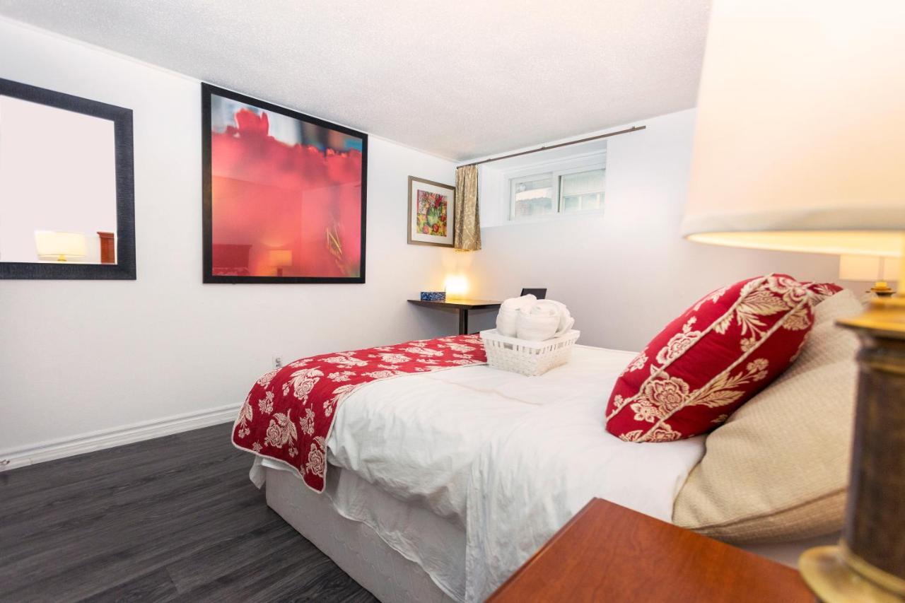 Cozy 3Br 2Bth Lower Unit, A Min To Hwy401, 404 & Dvp Vila Toronto Exterior foto